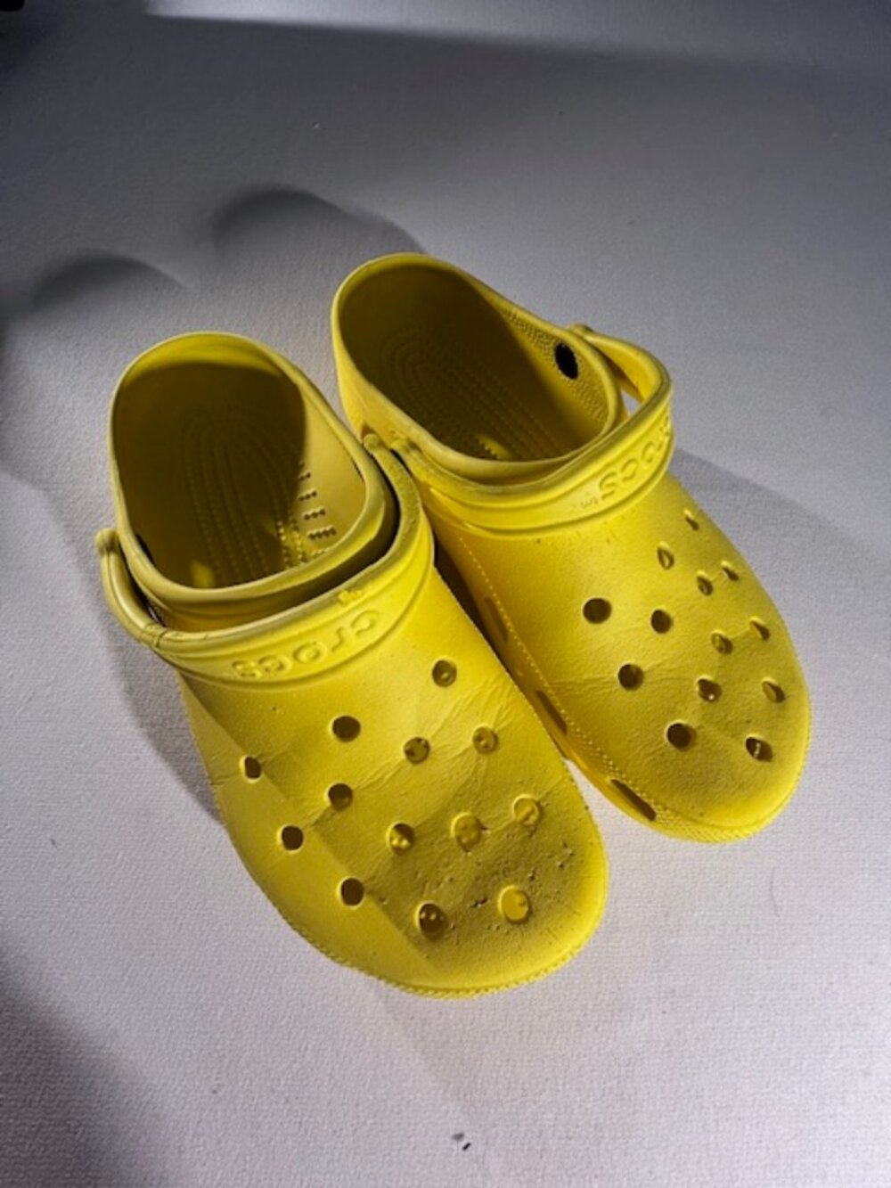 CLASSIC CROCS slip-on foam clogs Lemon Yellow lightweight‎ Men's 9 Women's 11